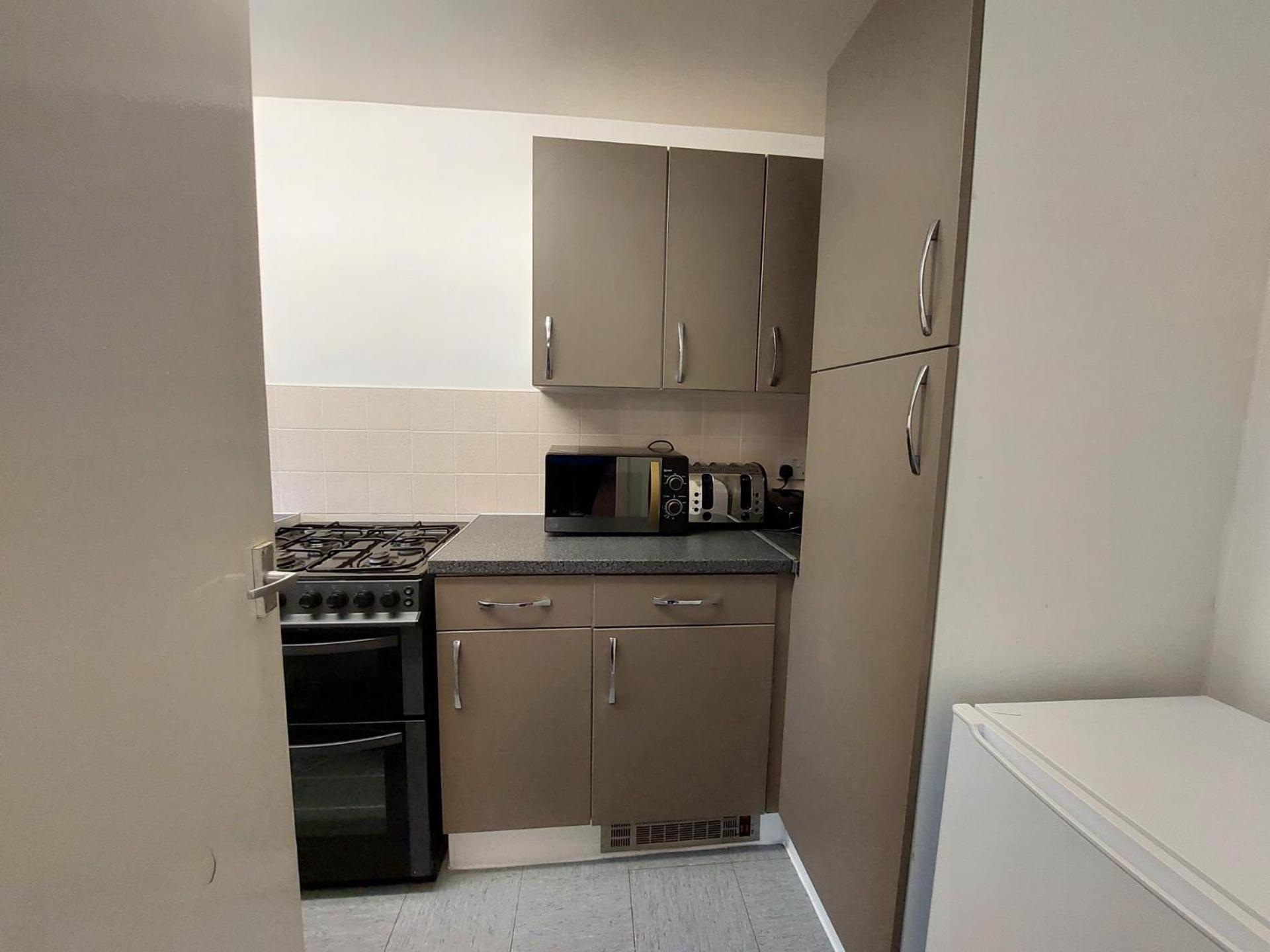Lovely 2-Bed House In The Heart Of Woodhouse Leeds Leeds  Buitenkant foto