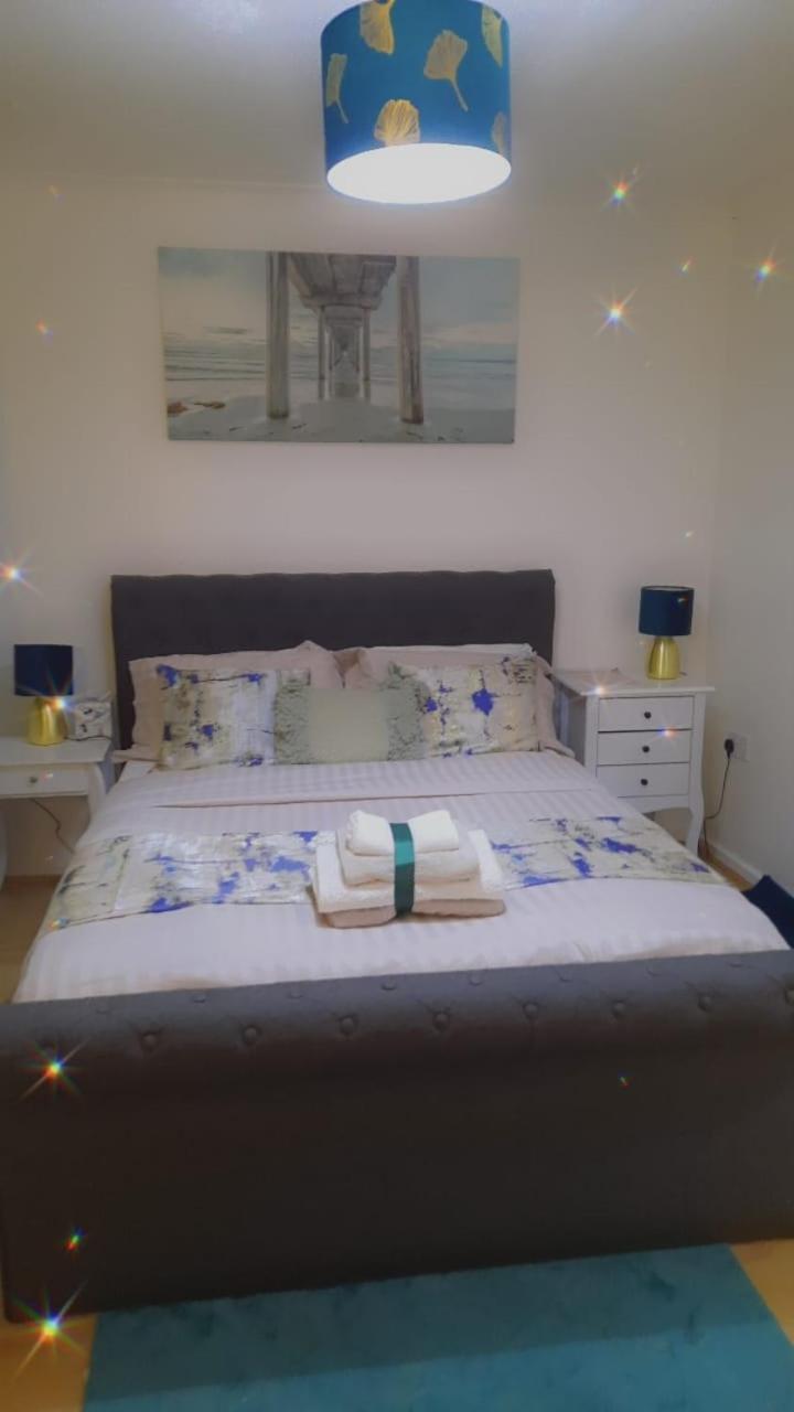 Lovely 2-Bed House In The Heart Of Woodhouse Leeds Leeds  Buitenkant foto
