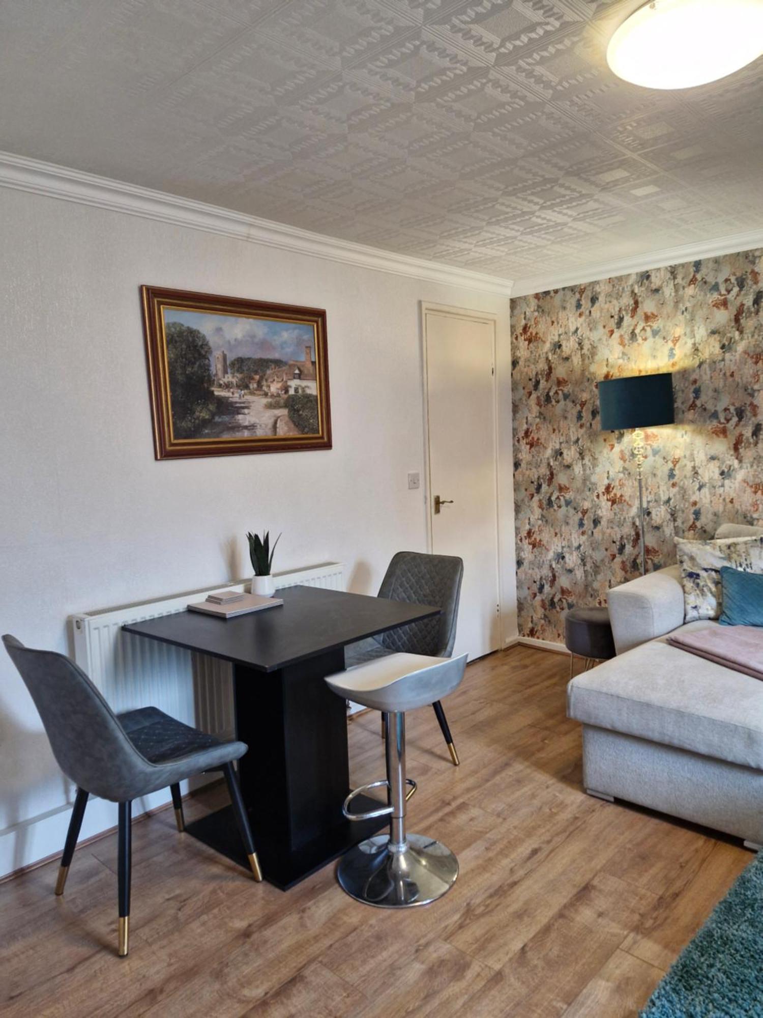 Lovely 2-Bed House In The Heart Of Woodhouse Leeds Leeds  Buitenkant foto